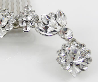 Lysia Hair comb from Say Bella